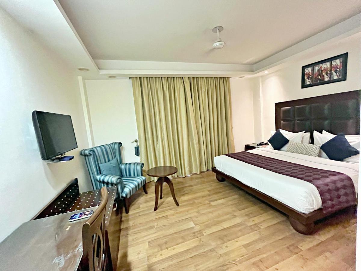 The Grand Orion - Kailash Colony New Delhi Eksteriør billede